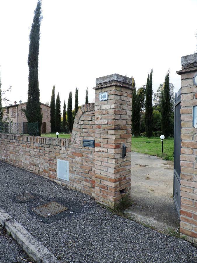 Affittacamere L'Aia di Argia Ponte a Tressa Esterno foto